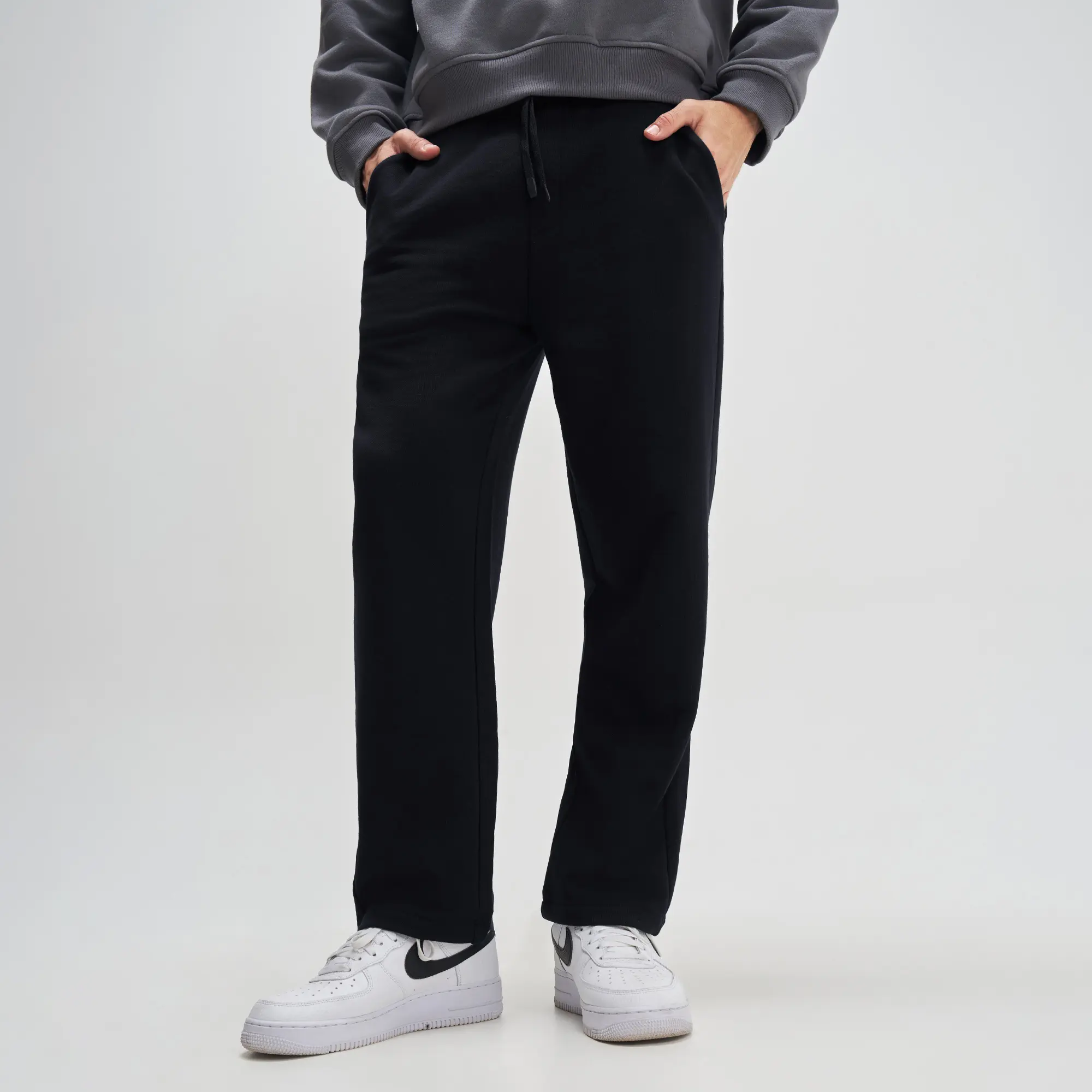 All-Season Sweatpants - Pitch Black