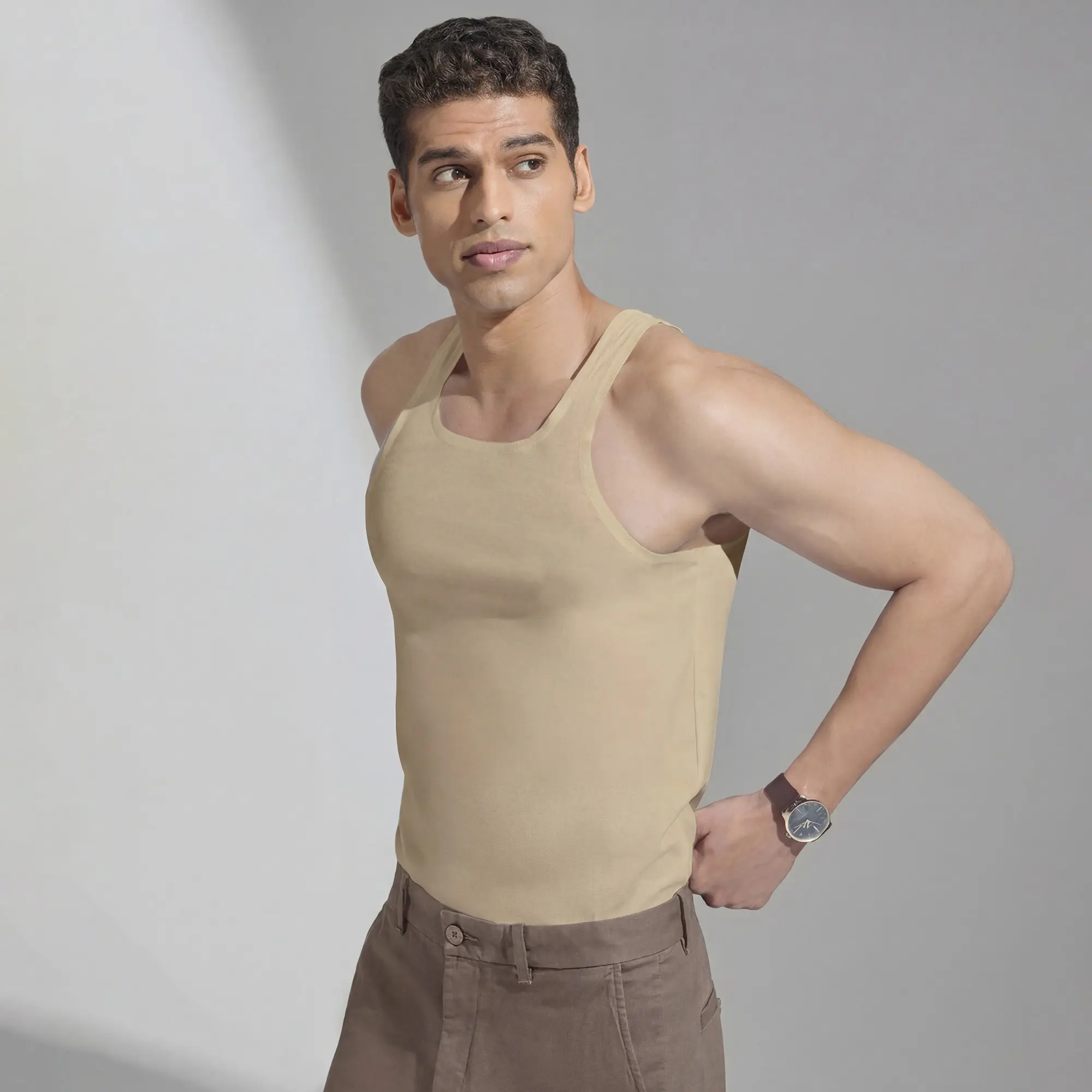 Element Invisible Vests Sand Brown - Image 3