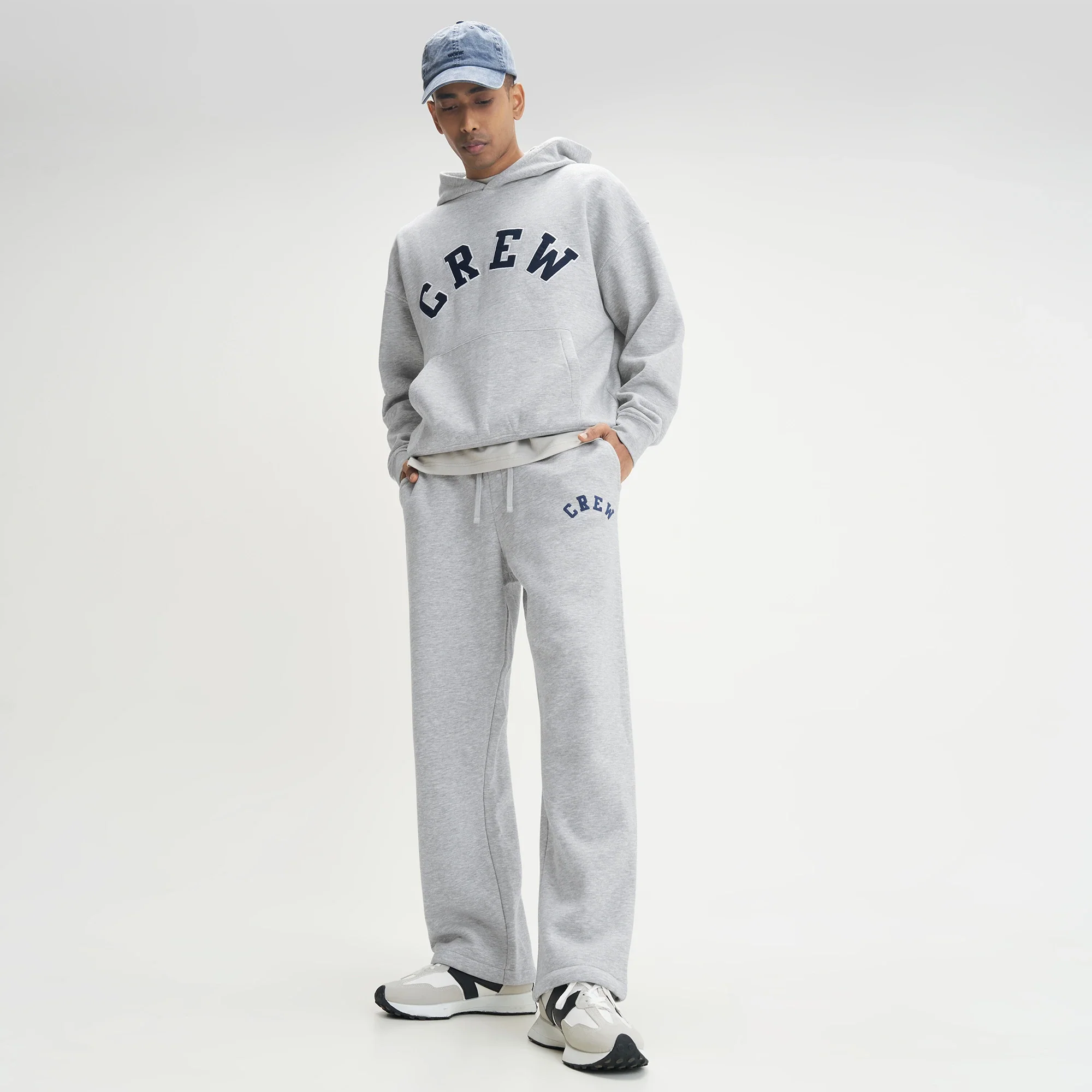 Crew Relaxed Fit Sweatpants - Concrete Grey - Image 3